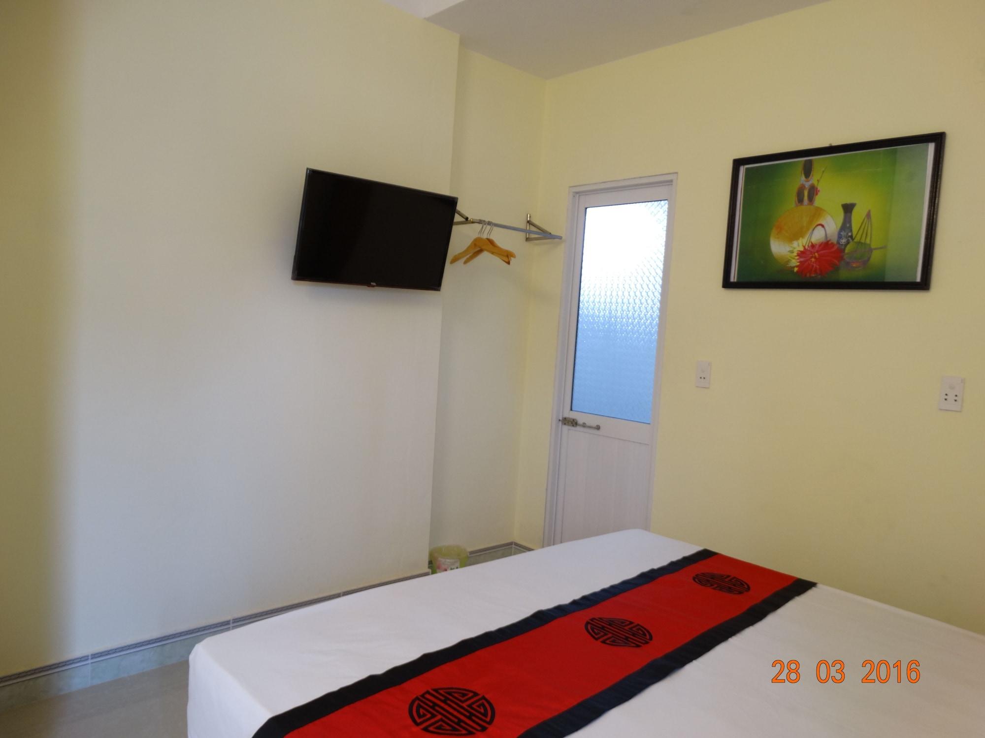 הוי אן Yellow House Homestay מראה חיצוני תמונה