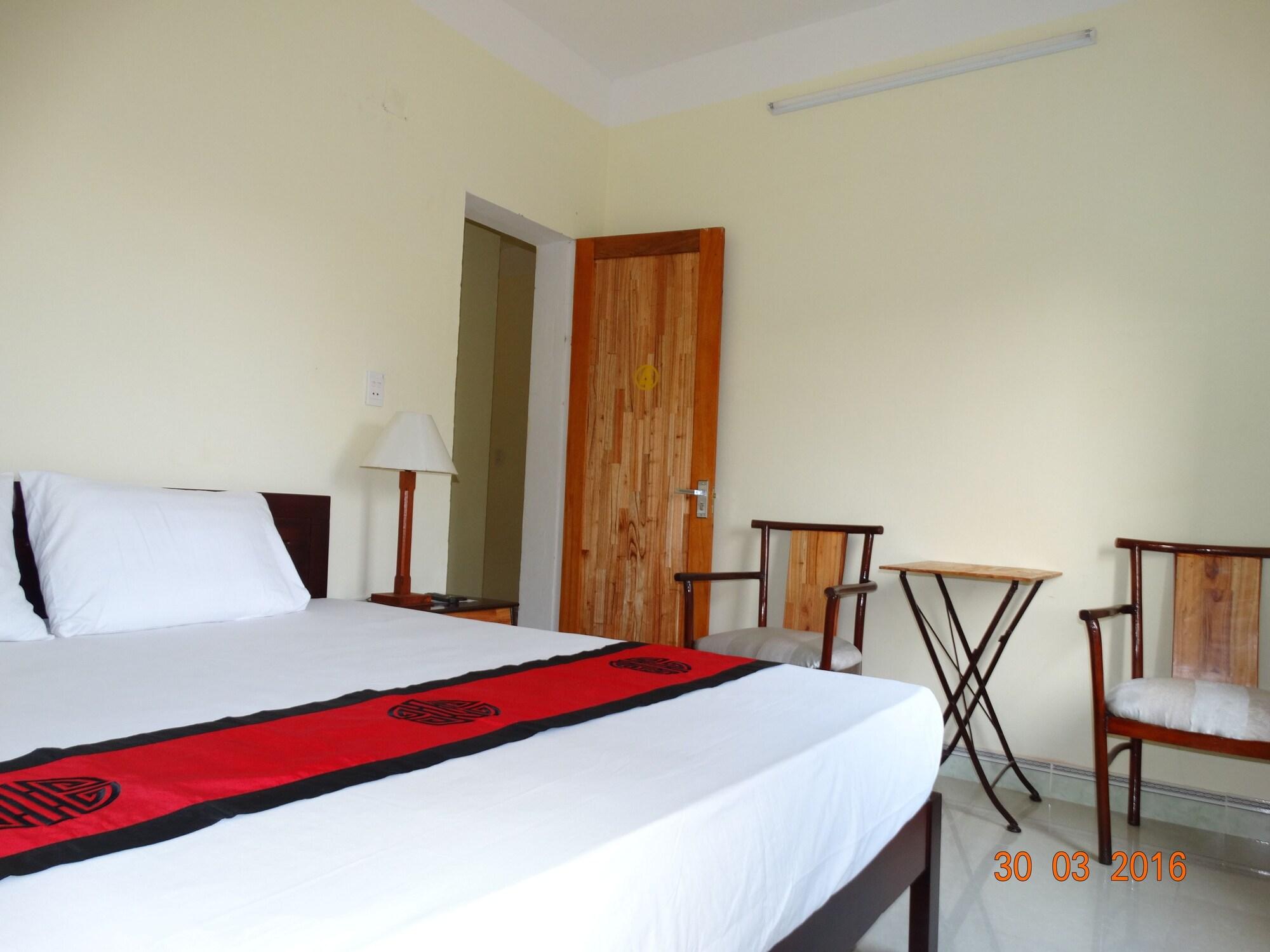 הוי אן Yellow House Homestay מראה חיצוני תמונה