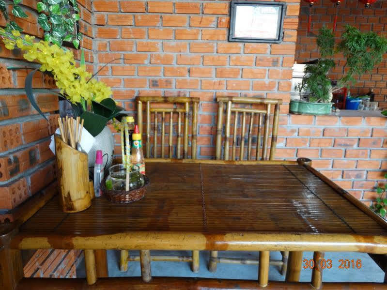הוי אן Yellow House Homestay מראה חיצוני תמונה