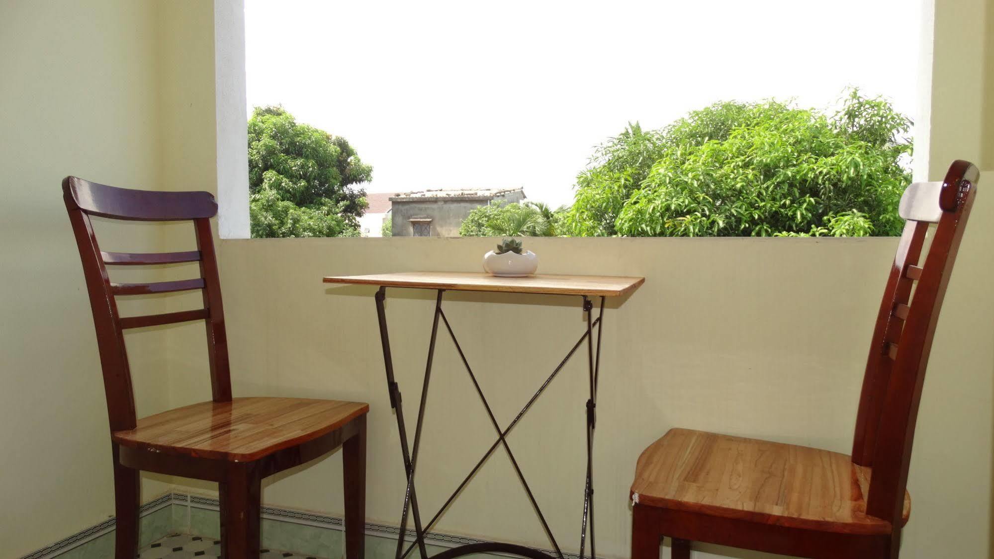 הוי אן Yellow House Homestay מראה חיצוני תמונה
