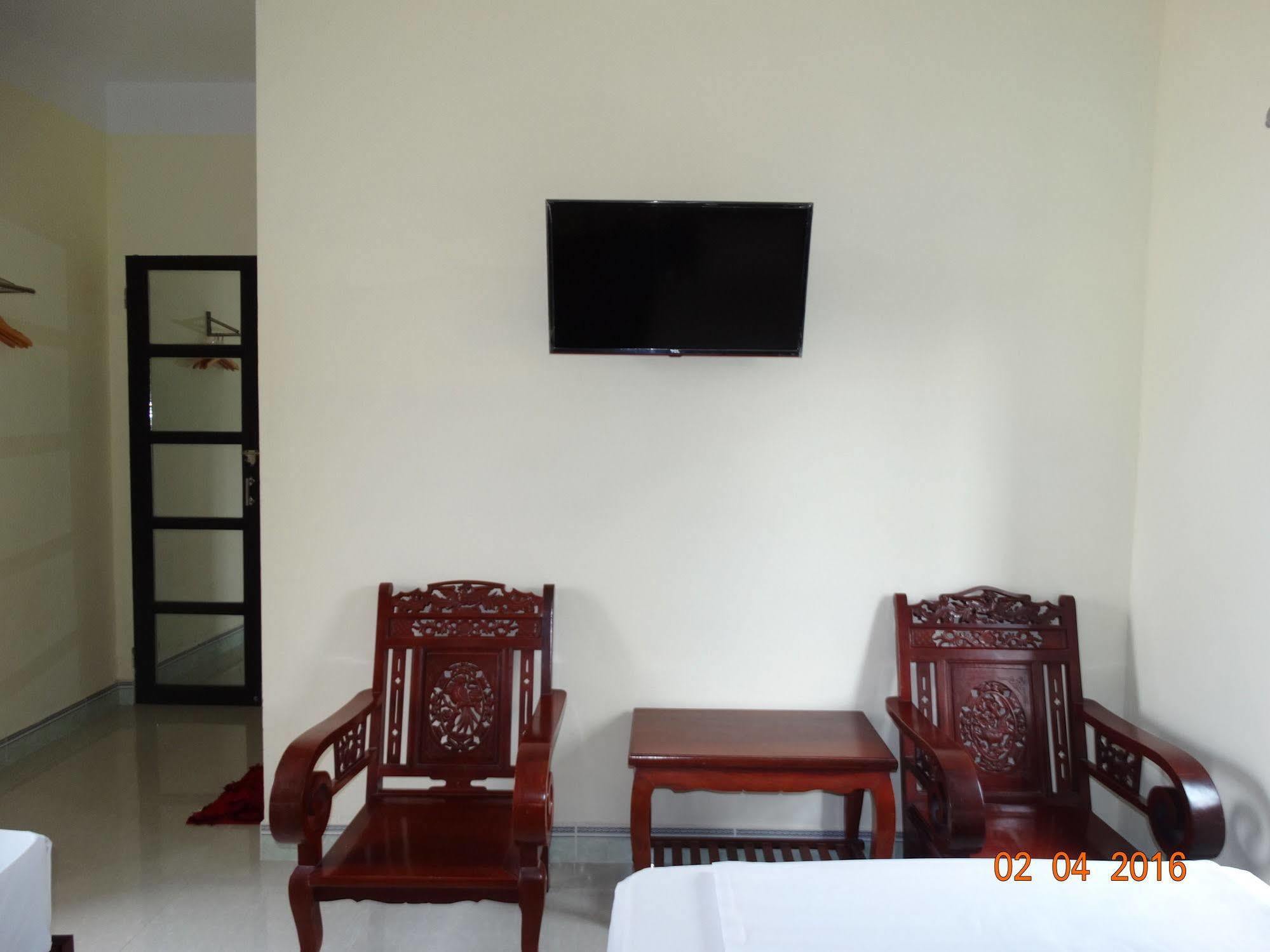 הוי אן Yellow House Homestay מראה חיצוני תמונה