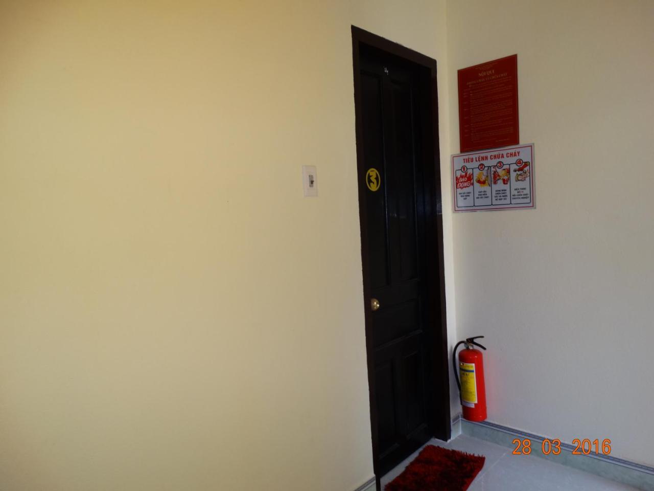 הוי אן Yellow House Homestay מראה חיצוני תמונה
