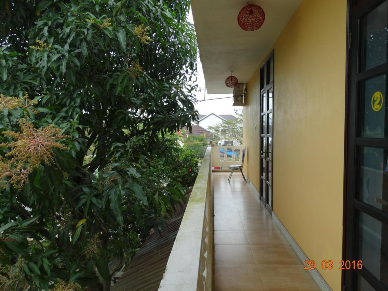 הוי אן Yellow House Homestay מראה חיצוני תמונה