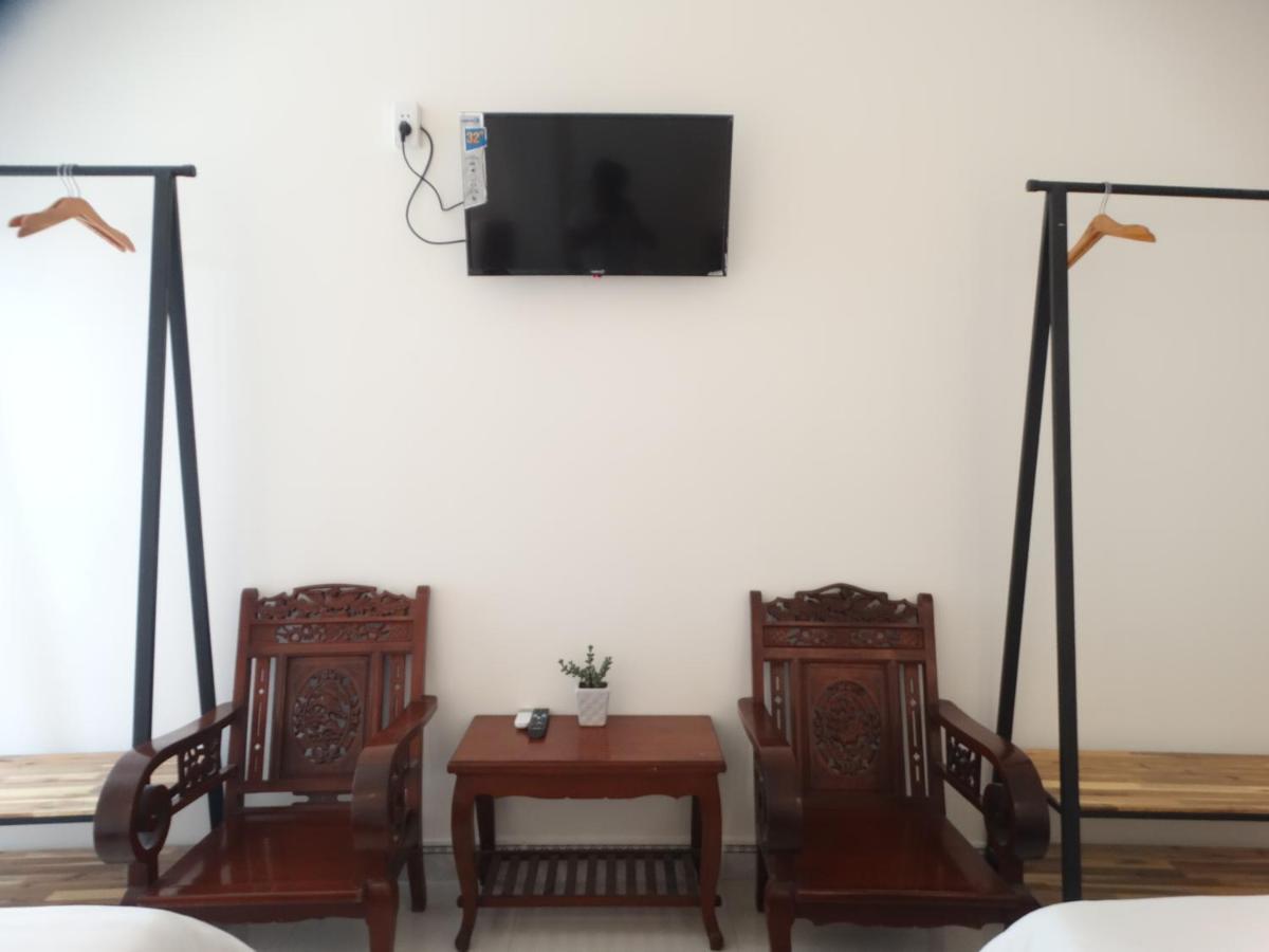 הוי אן Yellow House Homestay מראה חיצוני תמונה