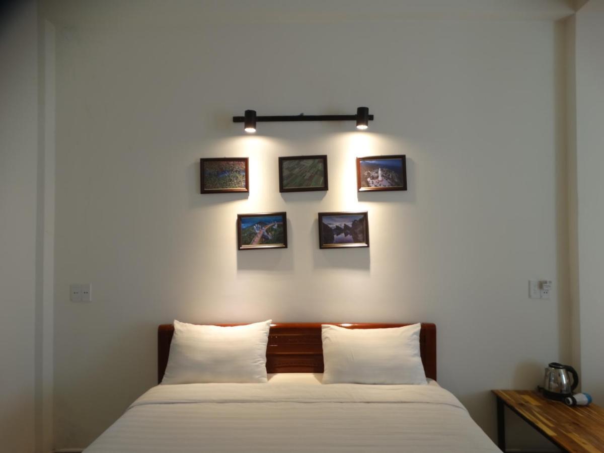 הוי אן Yellow House Homestay מראה חיצוני תמונה